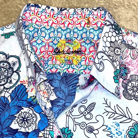 Beautiful, like new Robert Graham shirt - Picture 3 of 11